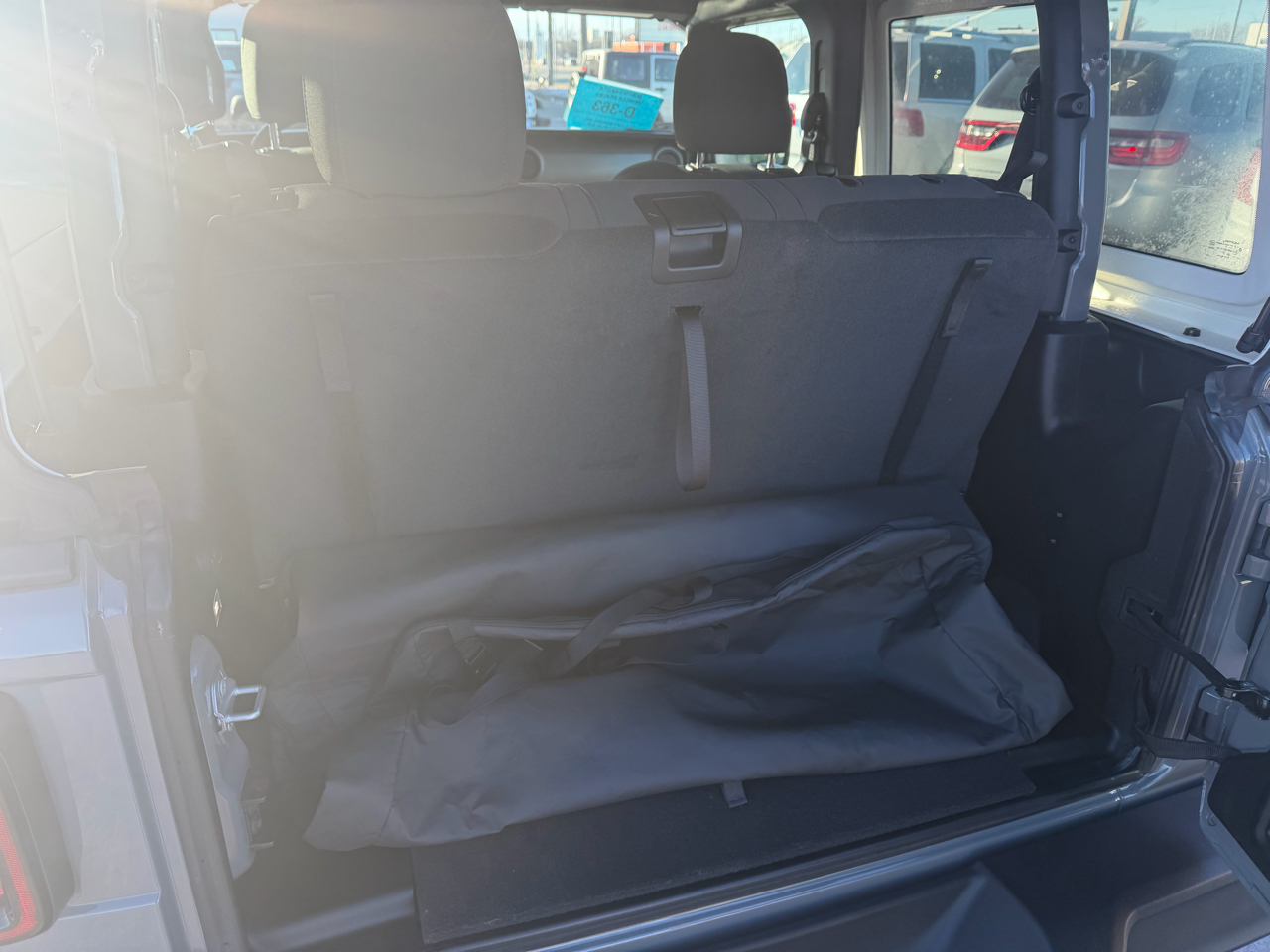 Jeep Wrangler Willys 2 Door 4x4 2023