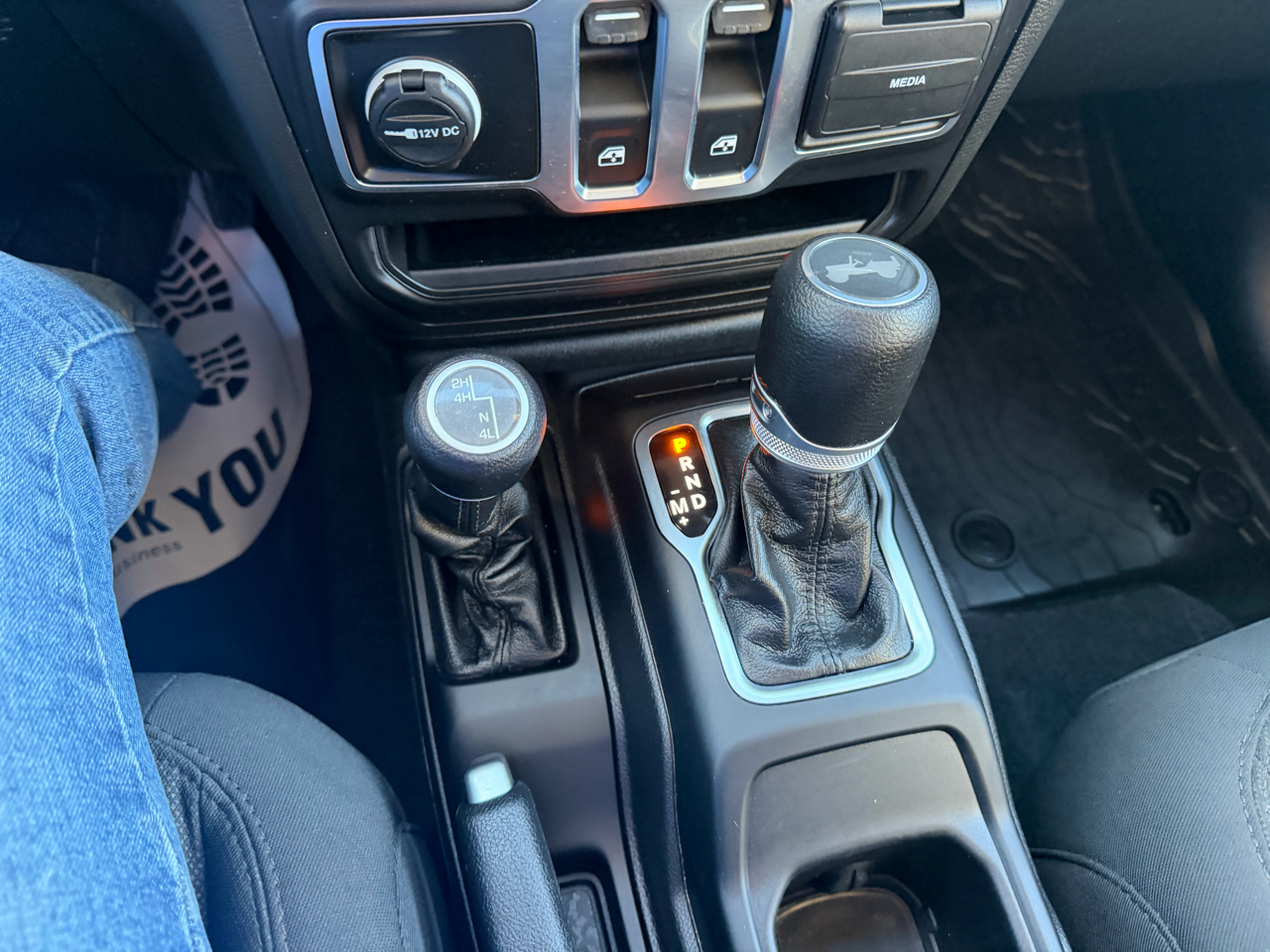 Jeep Wrangler Willys 2 Door 4x4 2023