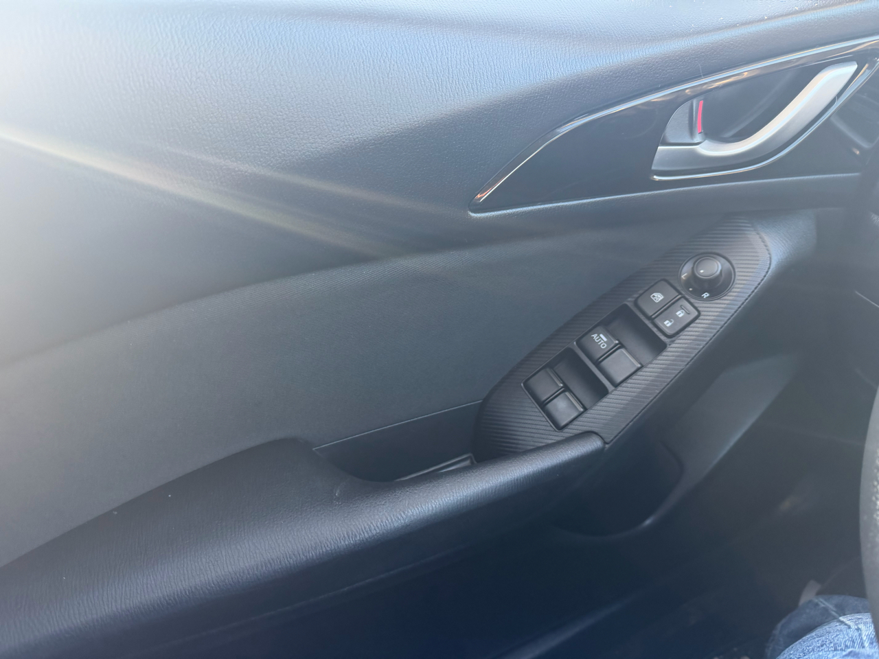 Mazda MAZDA3 5dr HB Auto i Sport 2016