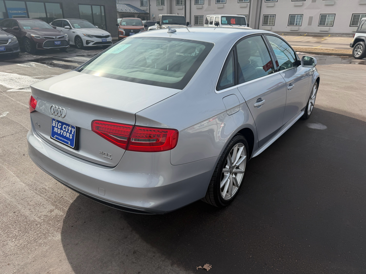 Audi A4 4dr Sdn Auto quattro 2.0T Premium 2015