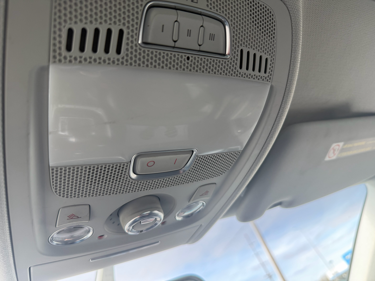 Audi A4 4dr Sdn Auto quattro 2.0T Premium 2015