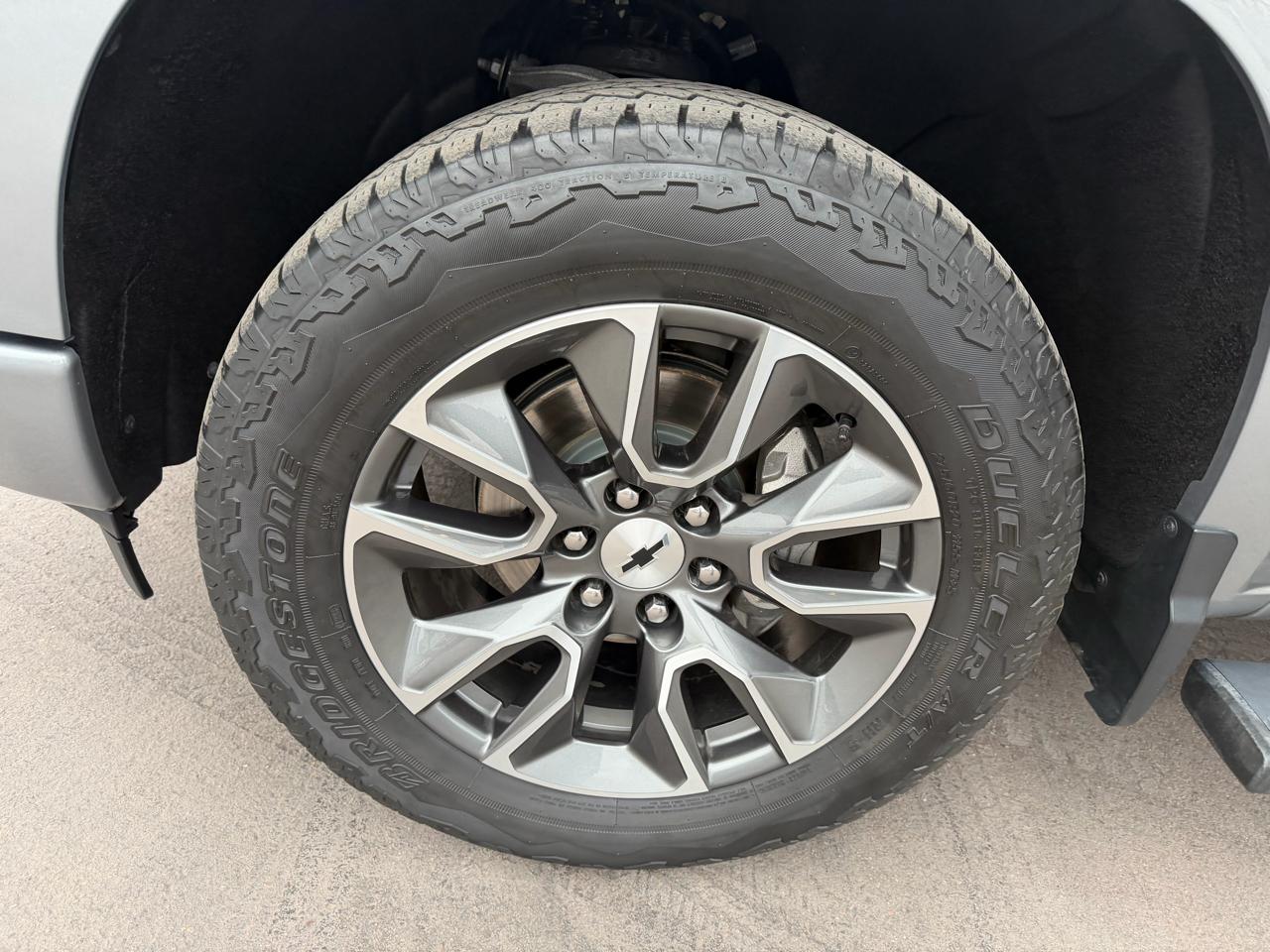 Chevrolet Silverado 1500 4WD Crew Cab 147" RST 2023