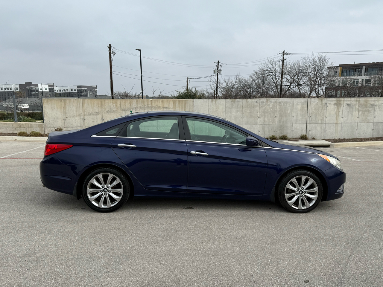 Hyundai Sonata Limited Auto 2012