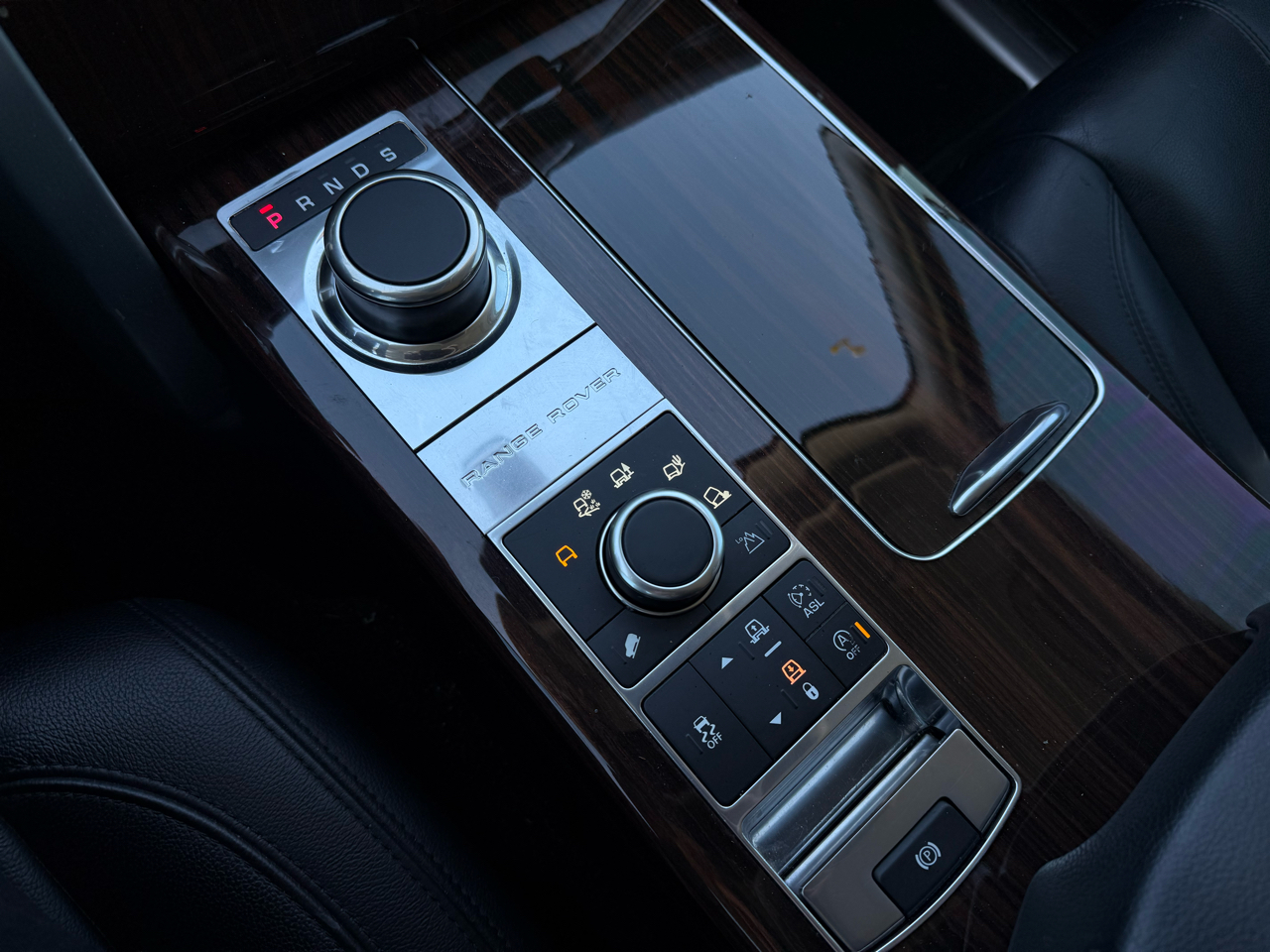 Land Rover Range Rover Base Td6 2016