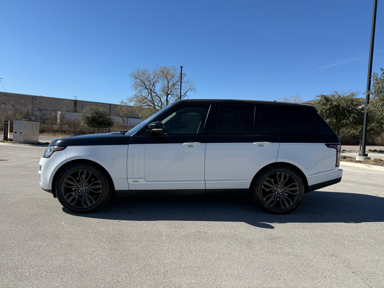 Land Rover Range Rover Base Td6 2016
