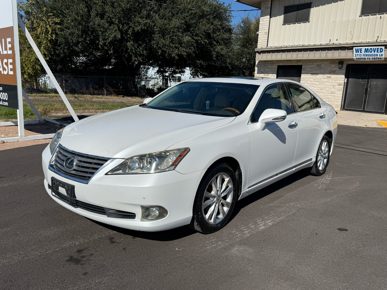 2010 Lexus ES 350's photo