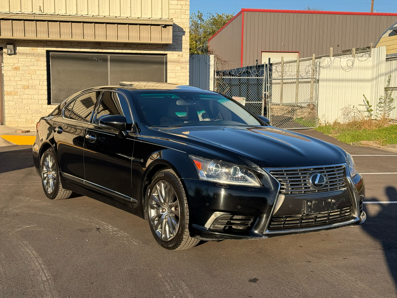 2013 Lexus LS Base's photo