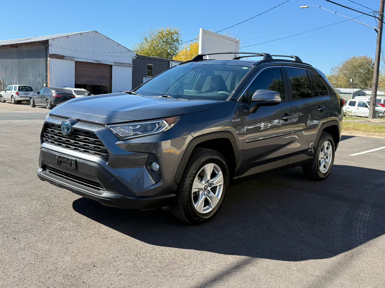 Toyota RAV4 Hybrid XLE 2019