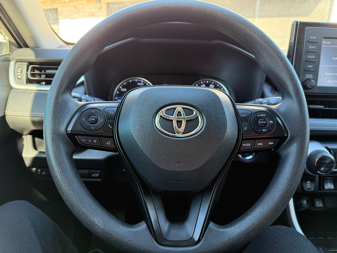 Toyota RAV4 Hybrid XLE 2019