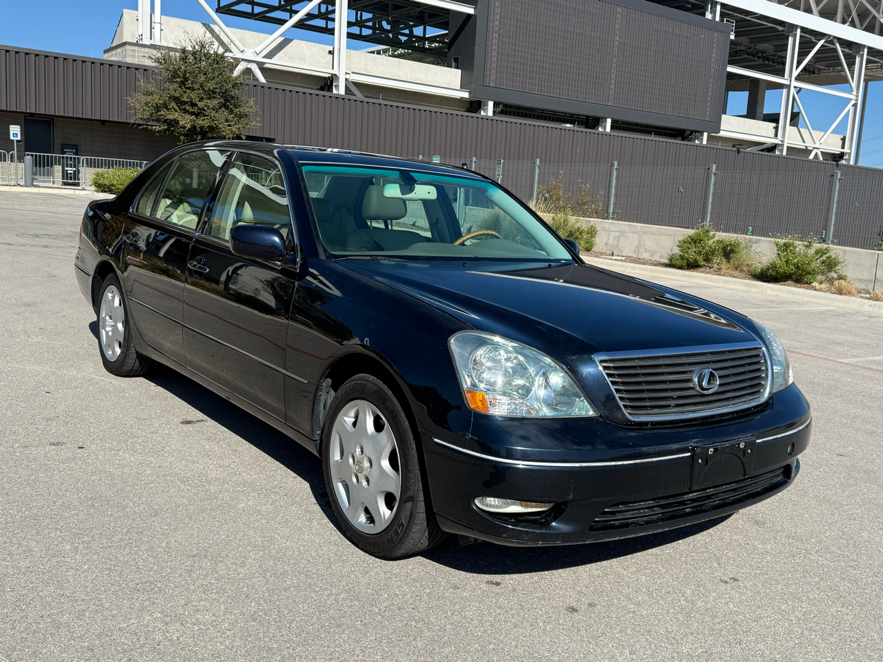 2003 Lexus LS 430's photo