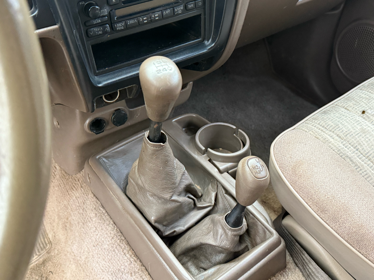 Toyota Tacoma 4WD 1998