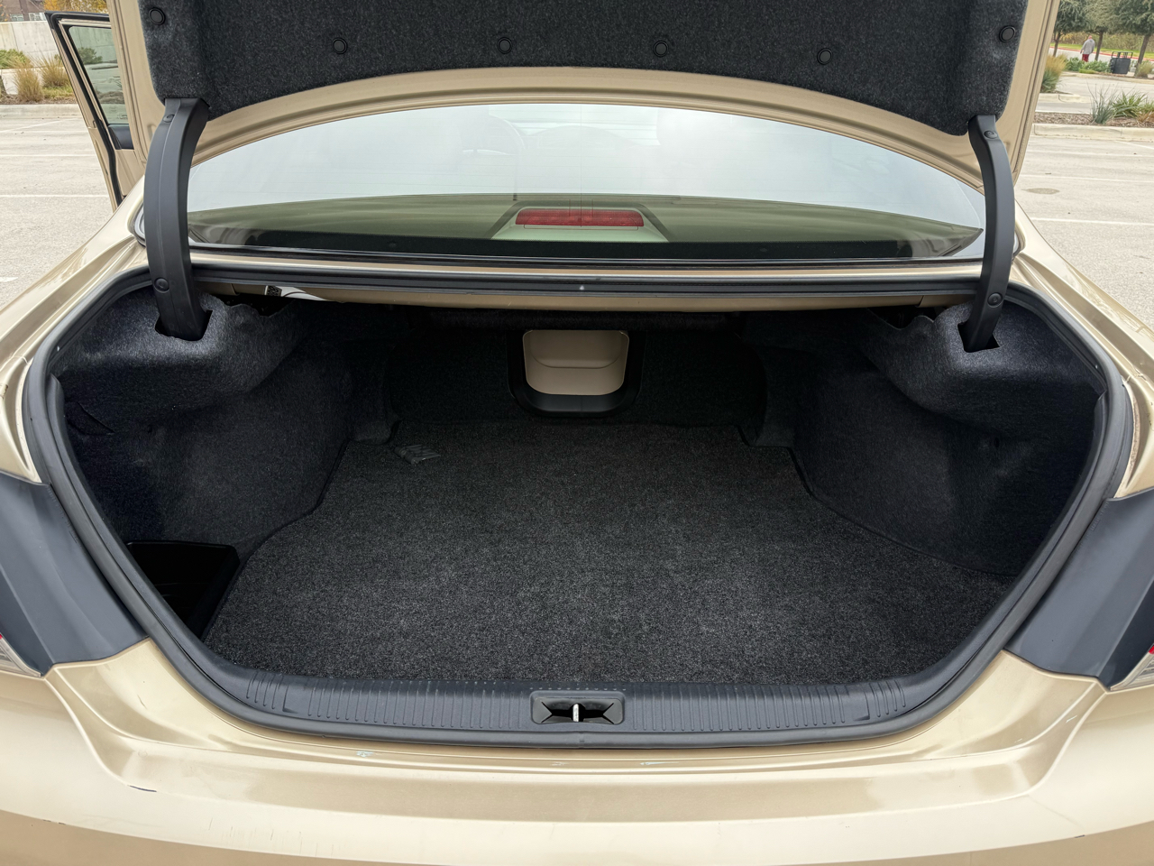 Toyota Avalon Base 2011