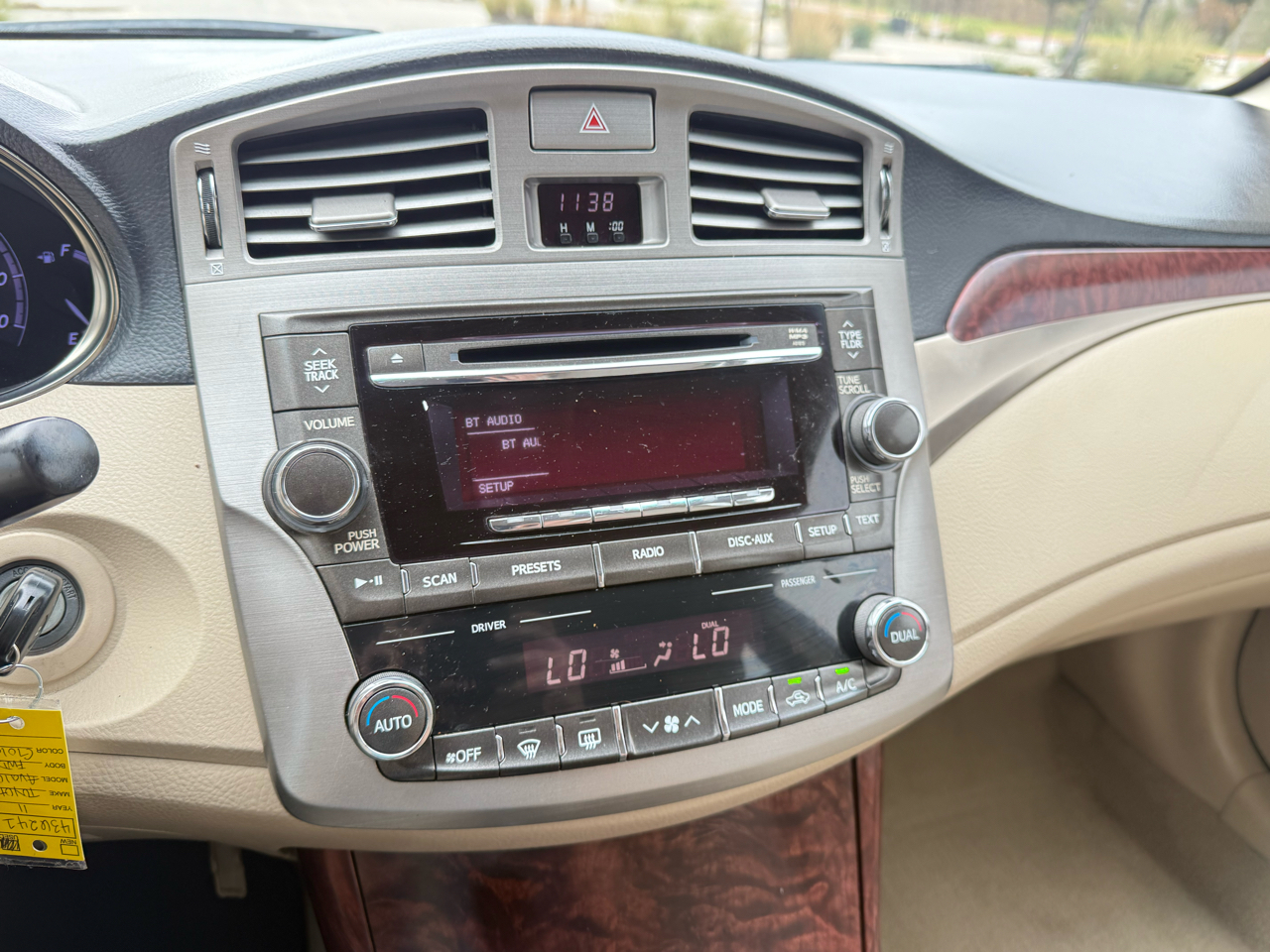 Toyota Avalon Base 2011