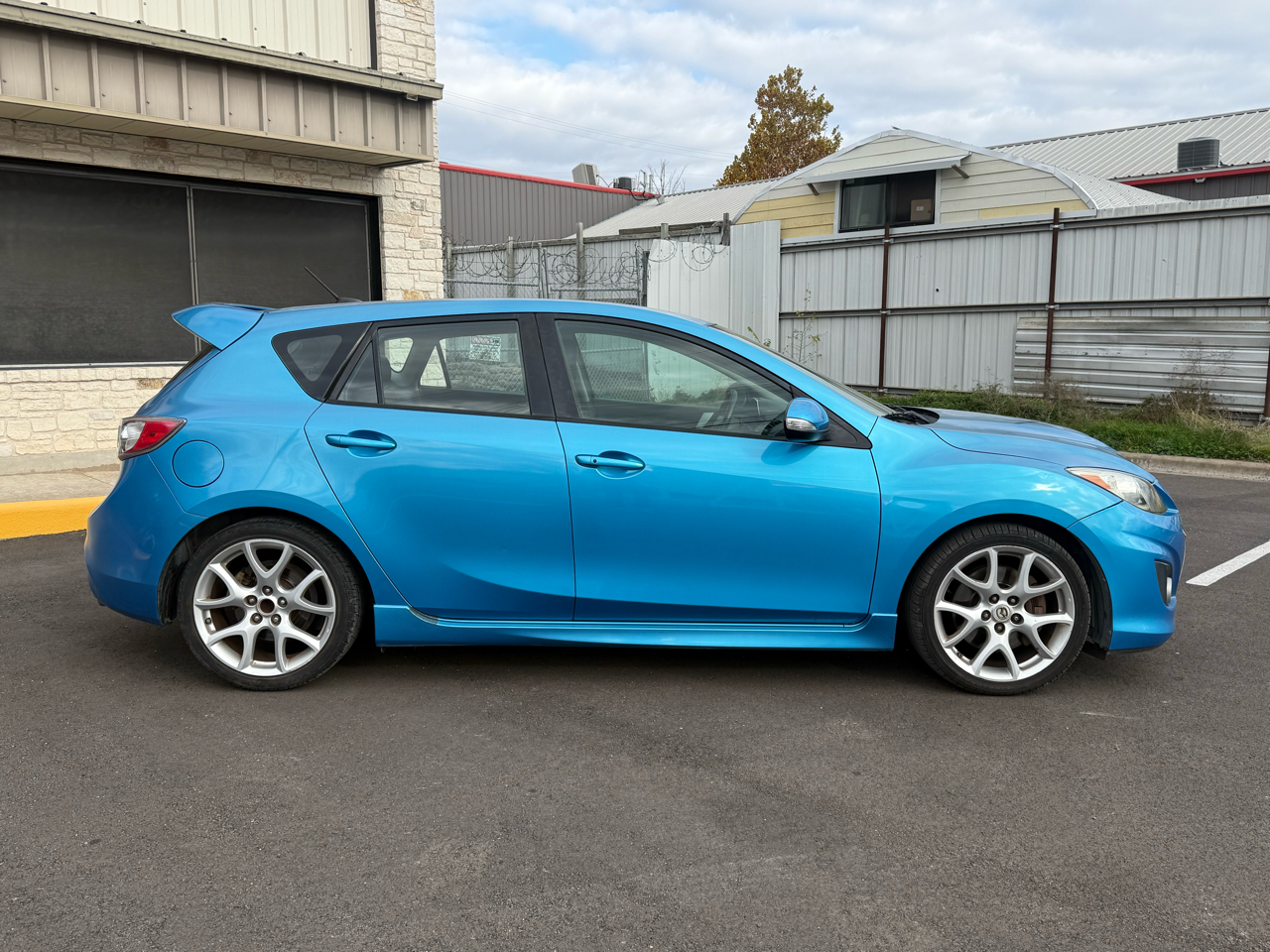 Mazda MAZDASPEED3 Sport 5-Door 2011
