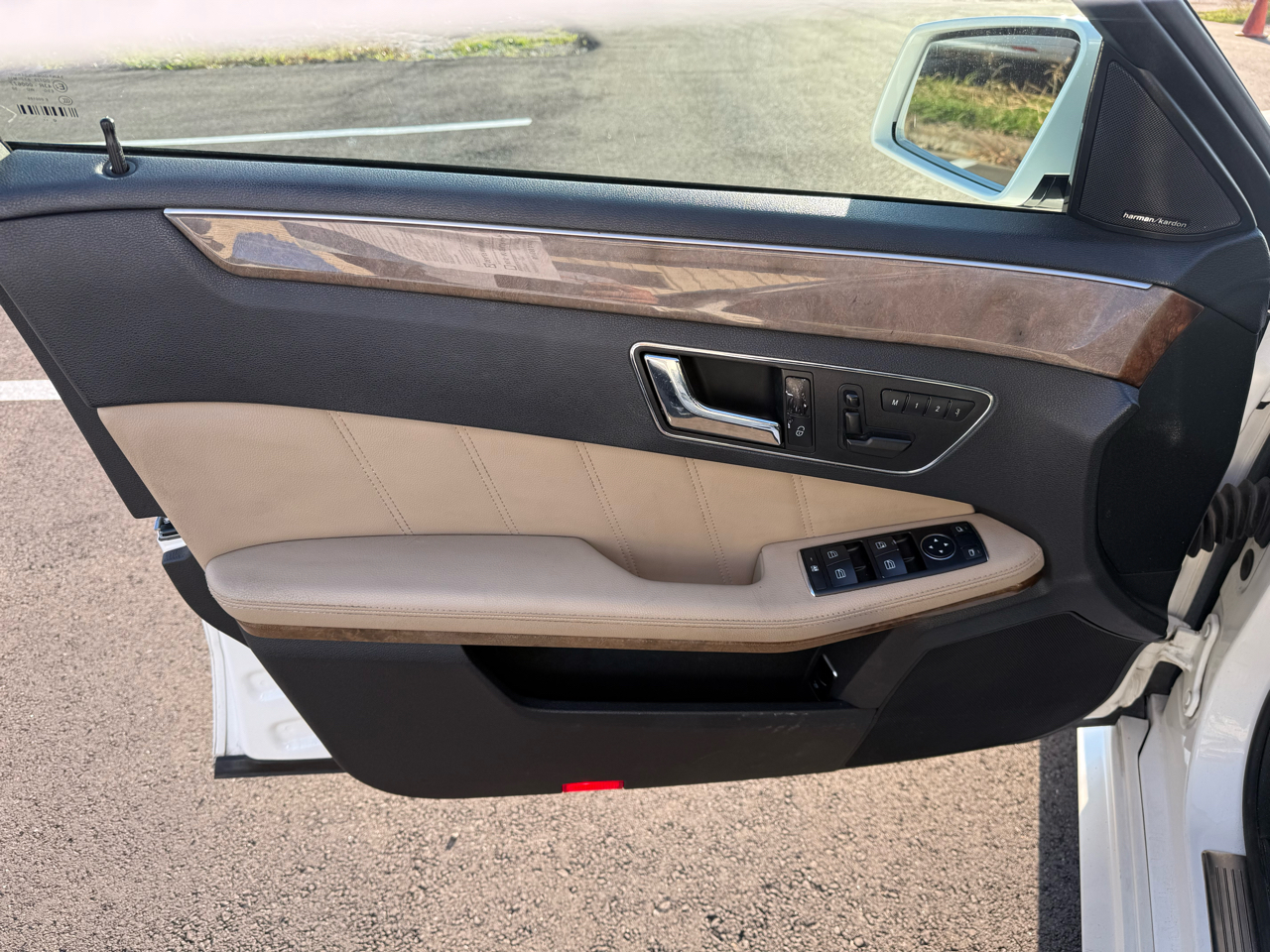 Mercedes-Benz E-Class E350 Sedan 2011