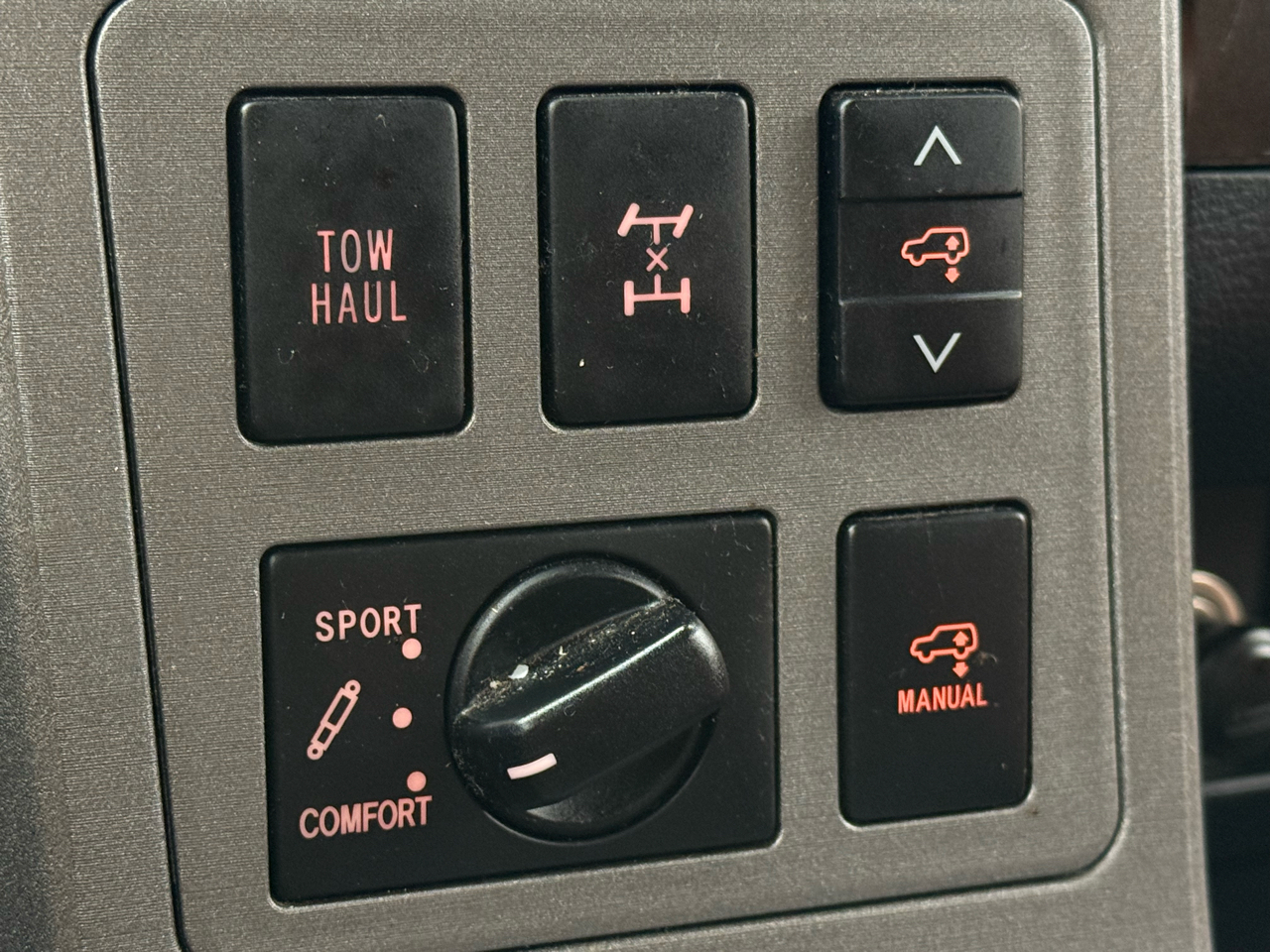 Toyota Sequoia Plantium 4WD FFV 2010