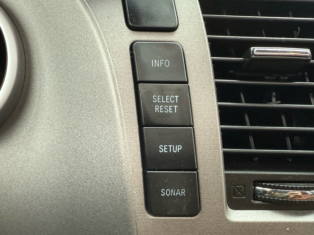 Toyota Sequoia Plantium 4WD FFV 2010