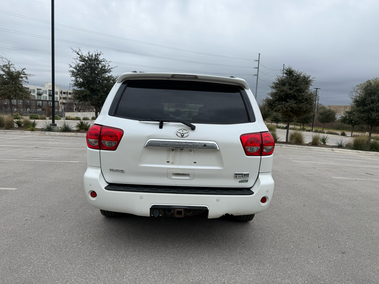 Toyota Sequoia Plantium 4WD FFV 2010