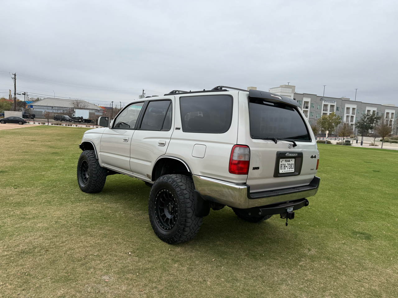 Toyota 4Runner SR5 4WD 1997