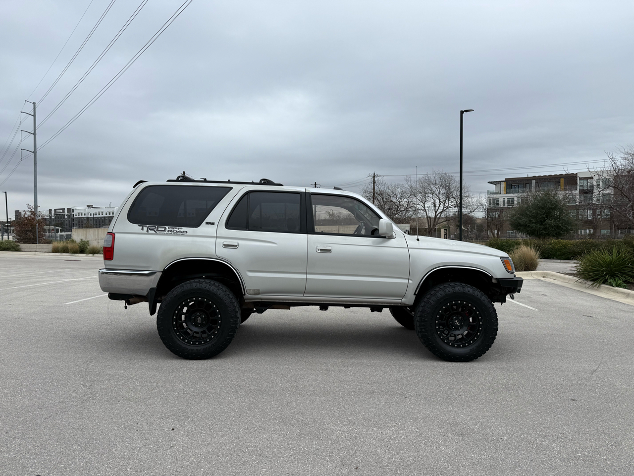 Toyota 4Runner SR5 4WD 1997