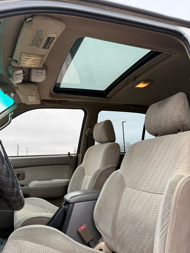 Toyota 4Runner SR5 4WD 1997