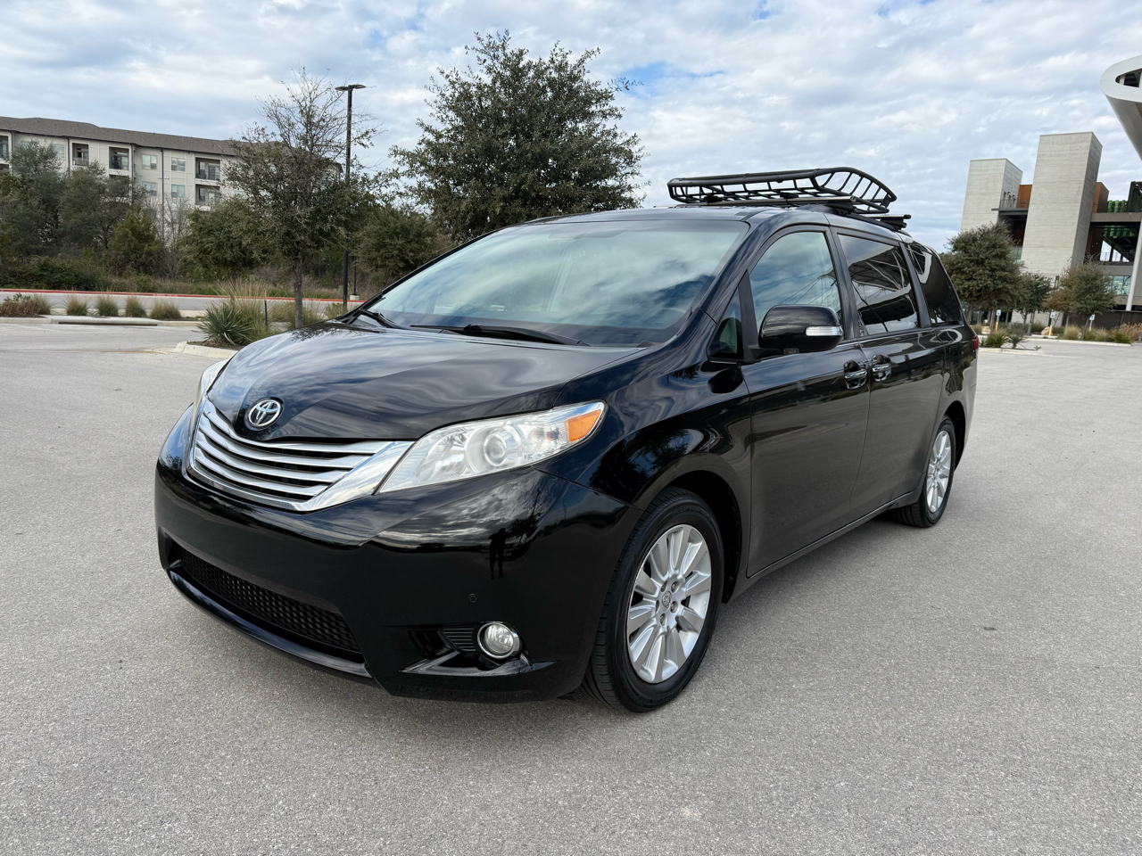 Toyota Sienna Limited AWD 7-Passenger V6 2014