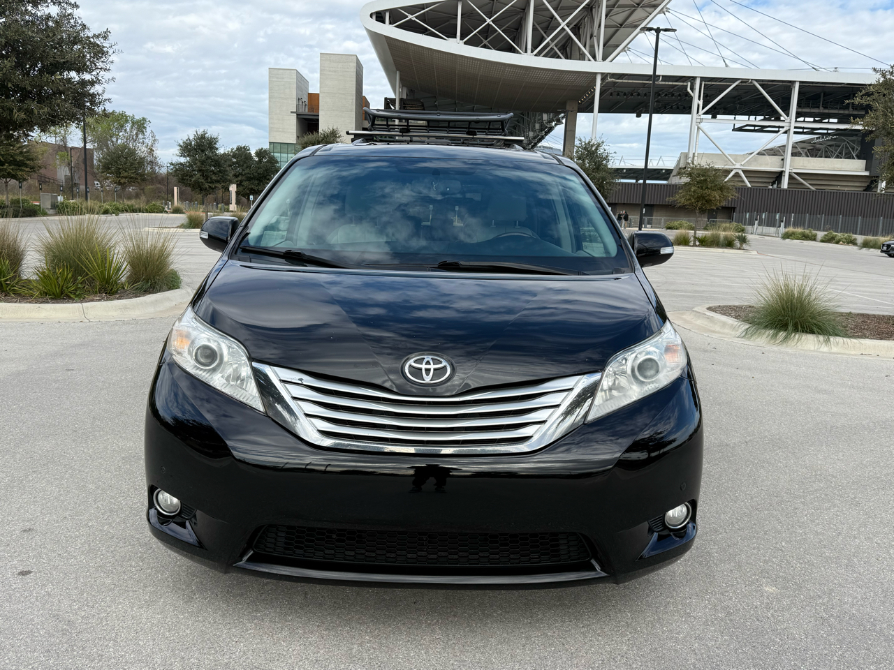 Toyota Sienna Limited AWD 7-Passenger V6 2014