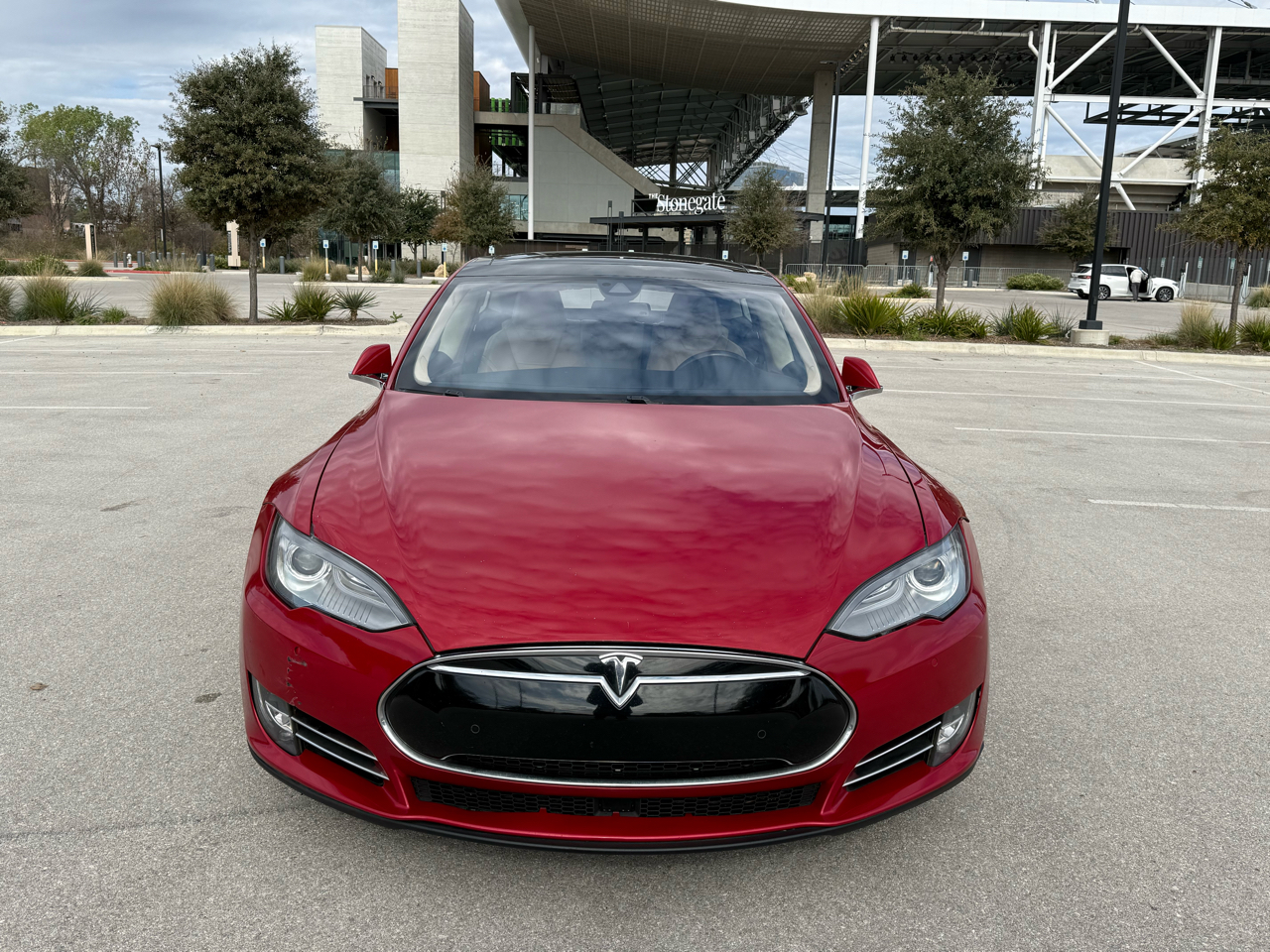 Tesla Model S 85 2015