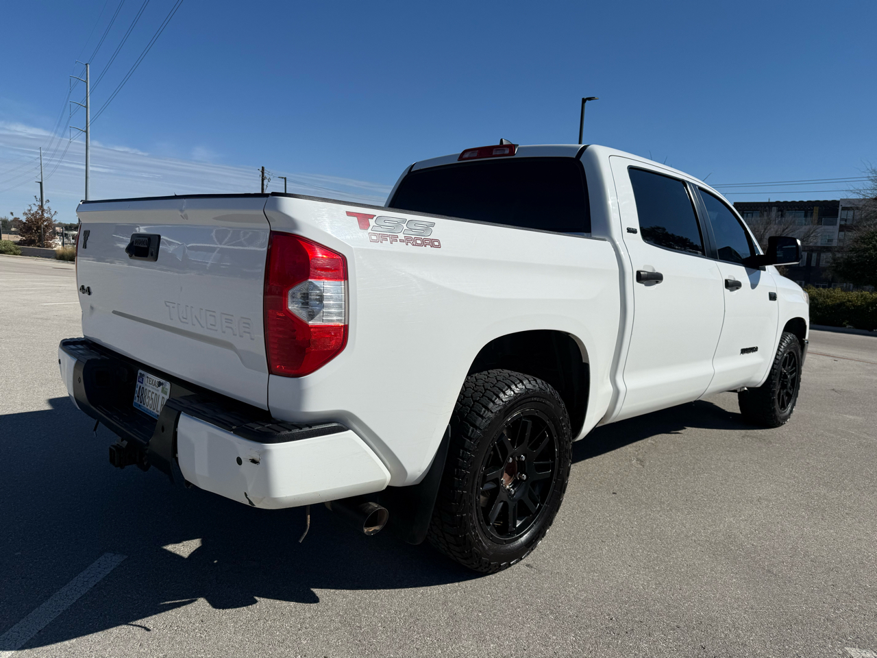 Toyota Tundra SR5 5.7L V8 CrewMax 4WD 2021