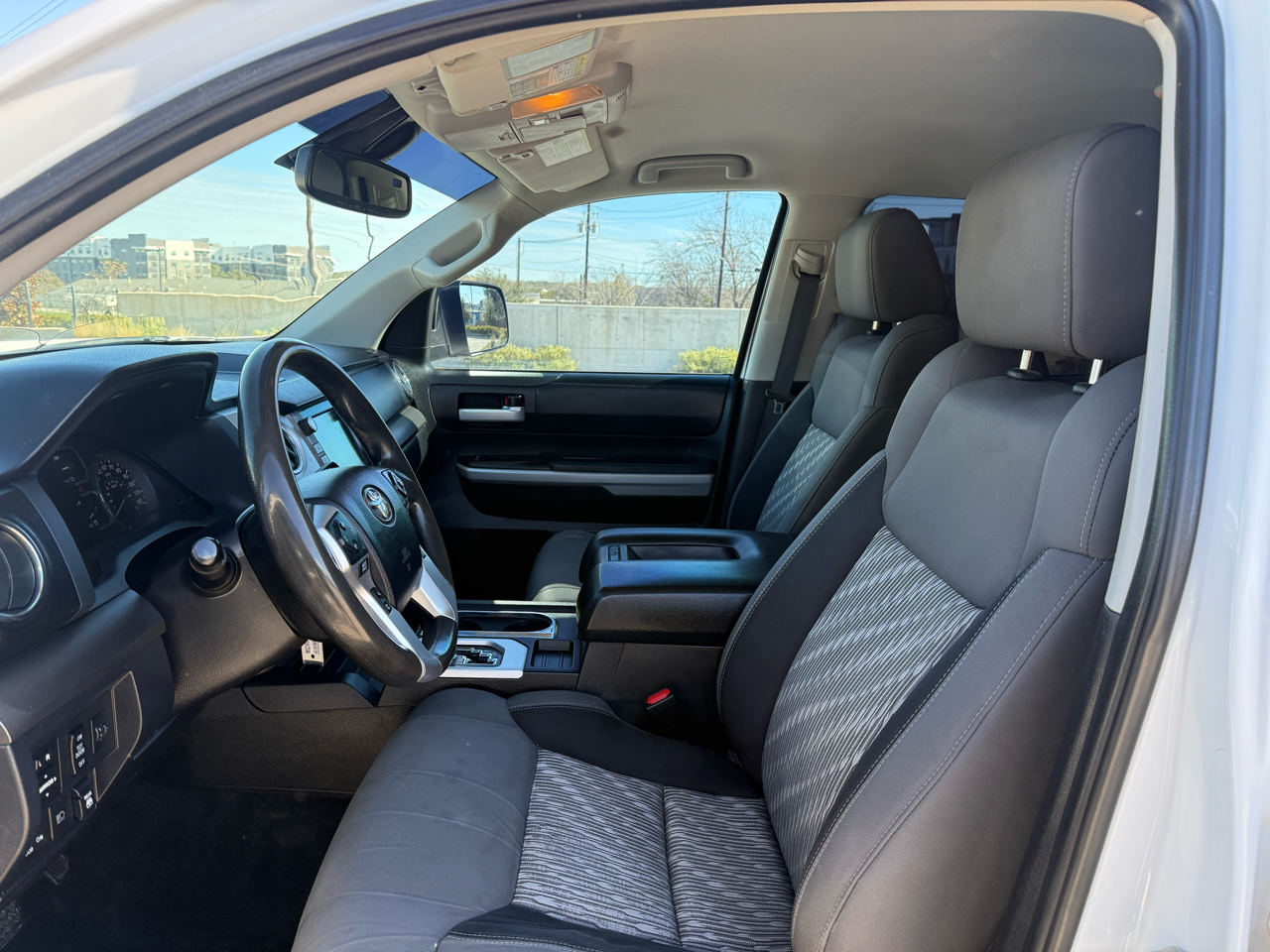 Toyota Tundra SR5 5.7L V8 CrewMax 4WD 2021