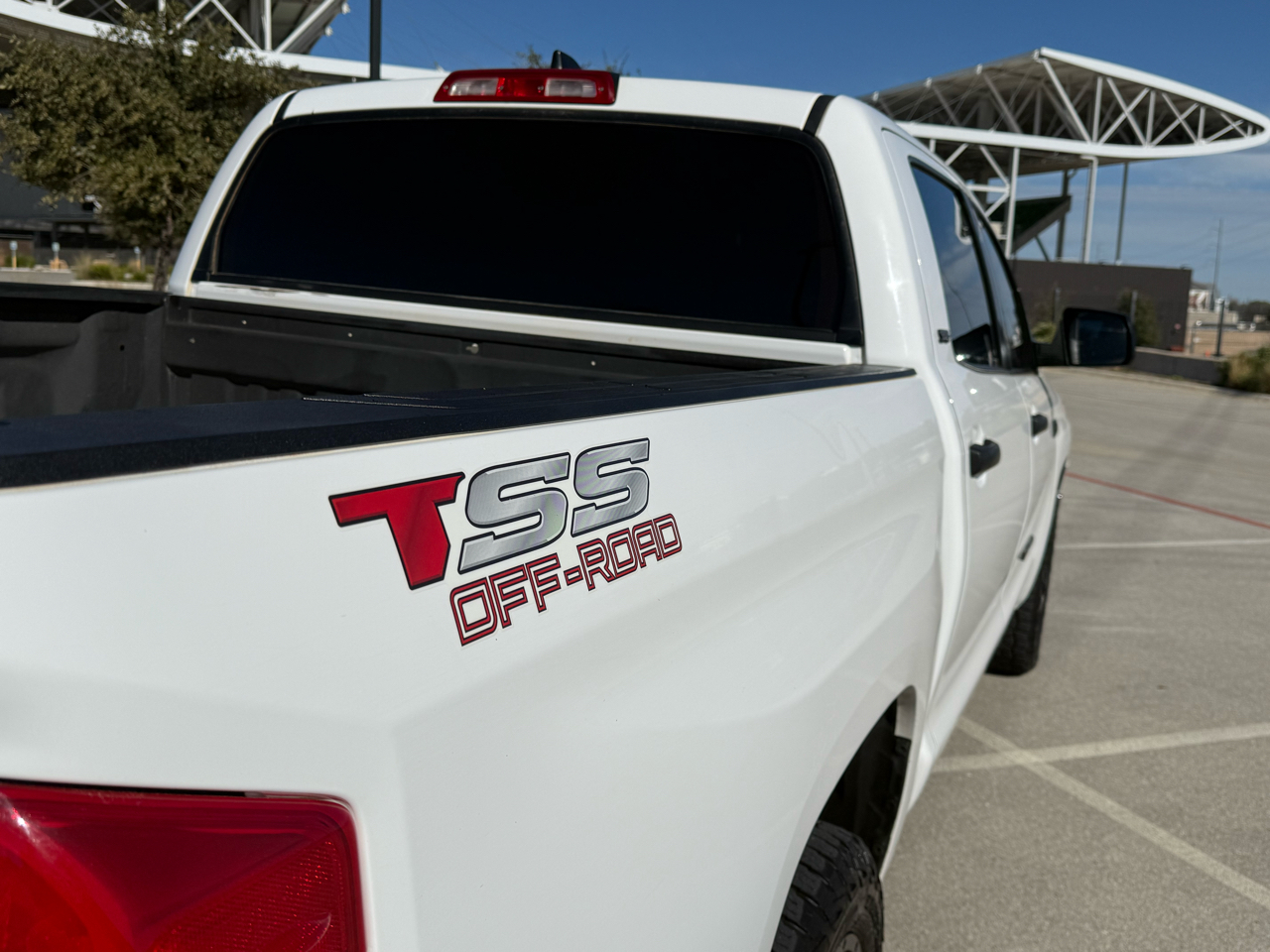 Toyota Tundra SR5 5.7L V8 CrewMax 4WD 2021