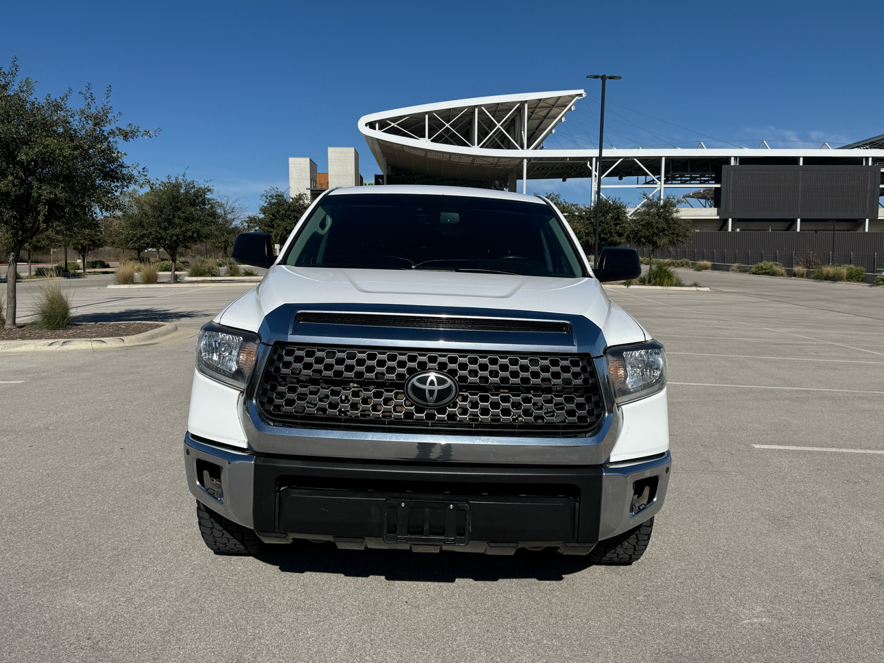 Toyota Tundra SR5 5.7L V8 CrewMax 4WD 2021