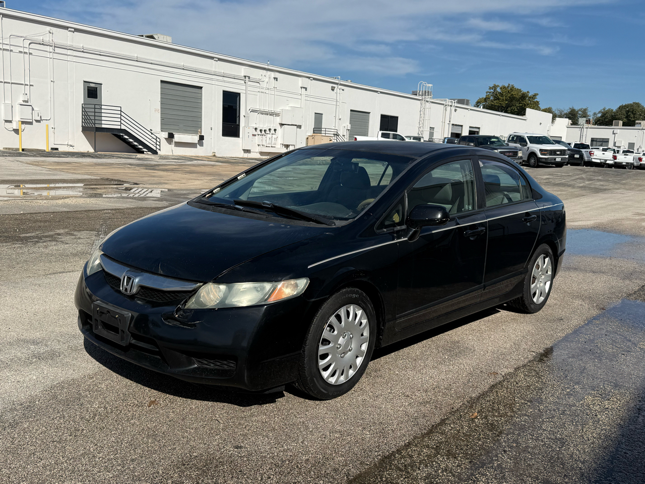 Honda Civic LX Sedan 5-Speed AT 2010