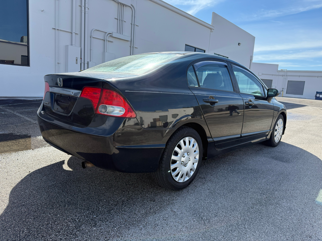 Honda Civic LX Sedan 5-Speed AT 2010