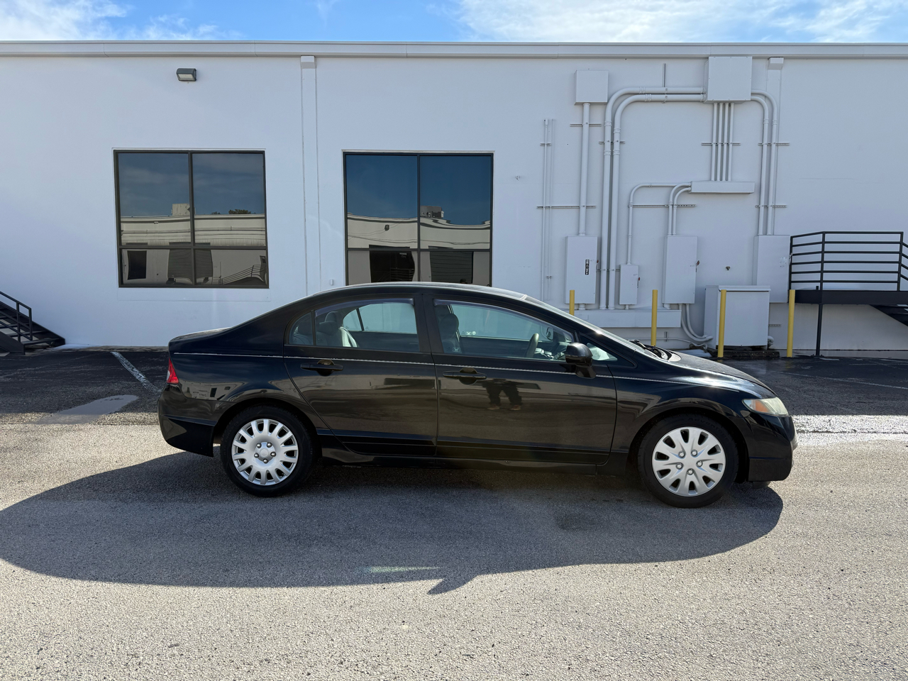 Honda Civic LX Sedan 5-Speed AT 2010