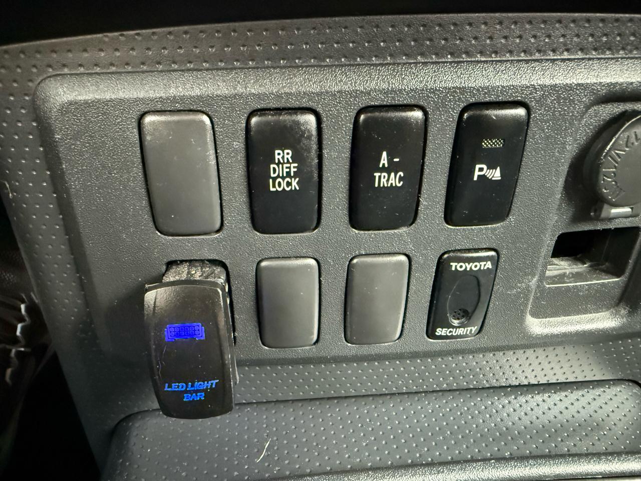 Toyota FJ Cruiser 4WD 4dr Manual (Natl) 2008