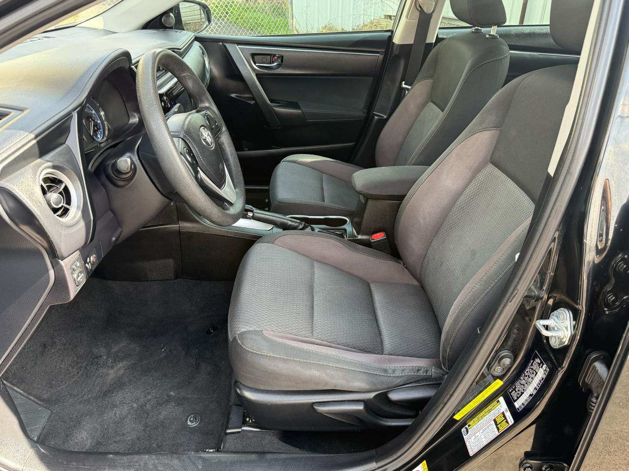 Toyota Corolla 4dr Sdn Auto LE (Natl) 2018