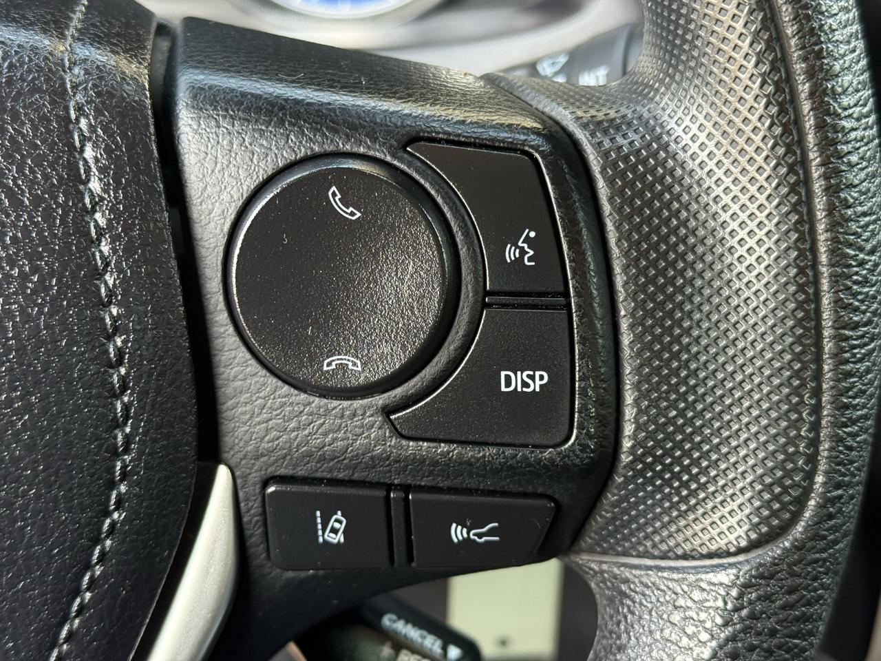 Toyota Corolla 4dr Sdn Auto LE (Natl) 2018