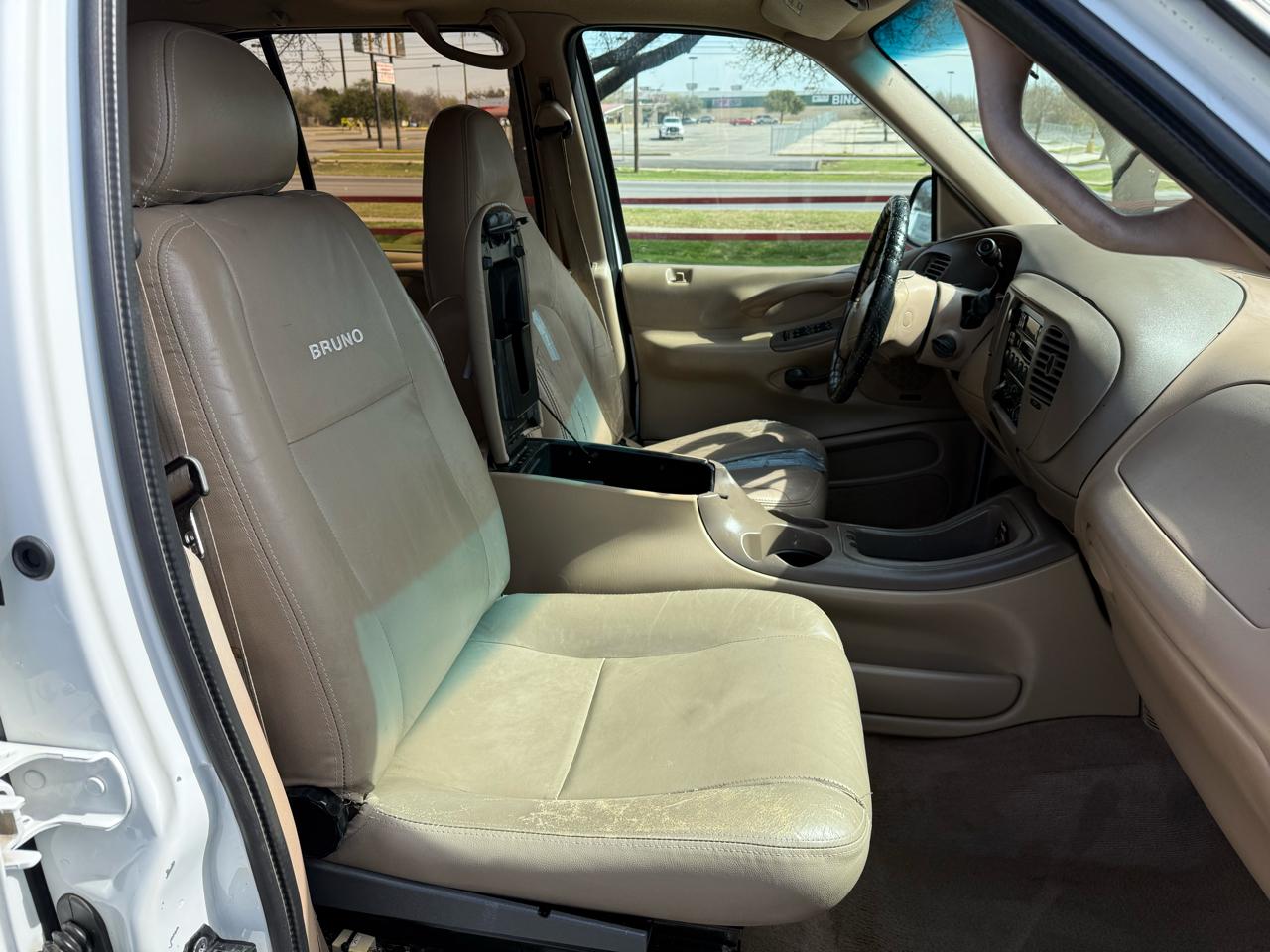 Ford Expedition XLT 2WD 1997