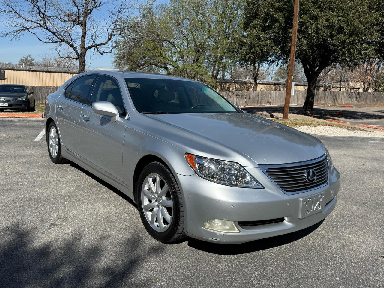 2007 Lexus LS 460 Luxury Sedan