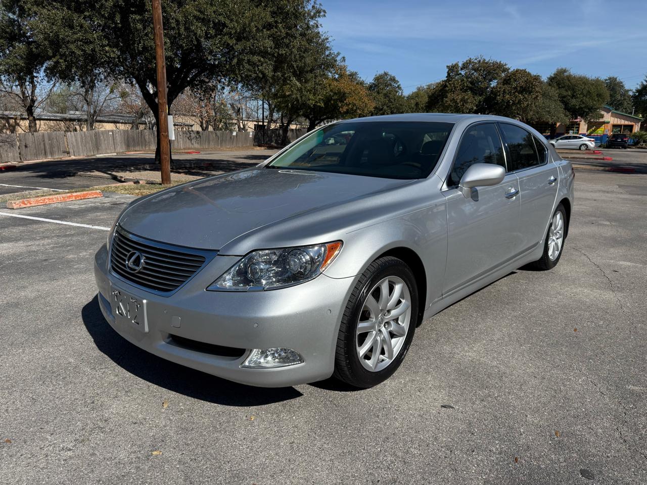 Lexus LS 460 Luxury Sedan 2007
