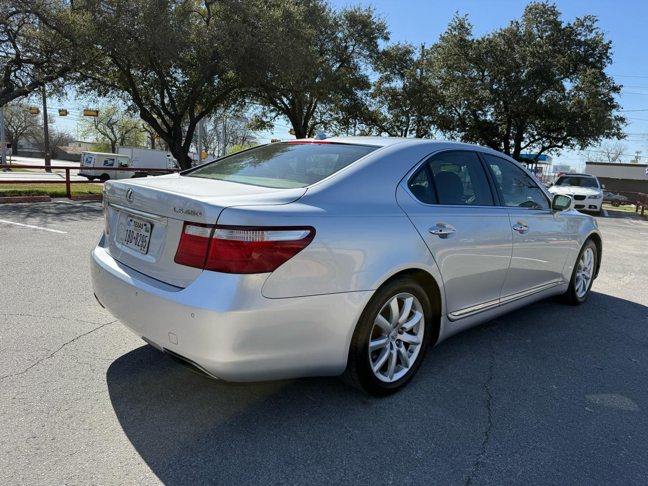 Lexus LS 460 Luxury Sedan 2007