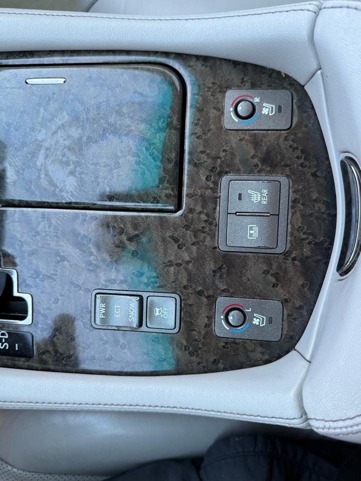 Lexus LS 460 Luxury Sedan 2007