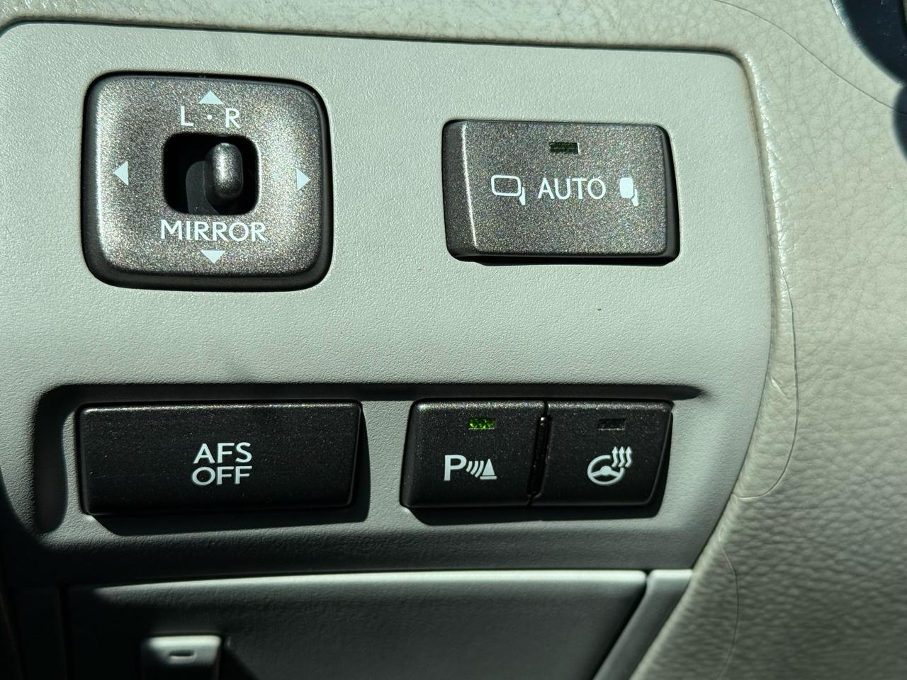 Lexus LS 460 Luxury Sedan 2007