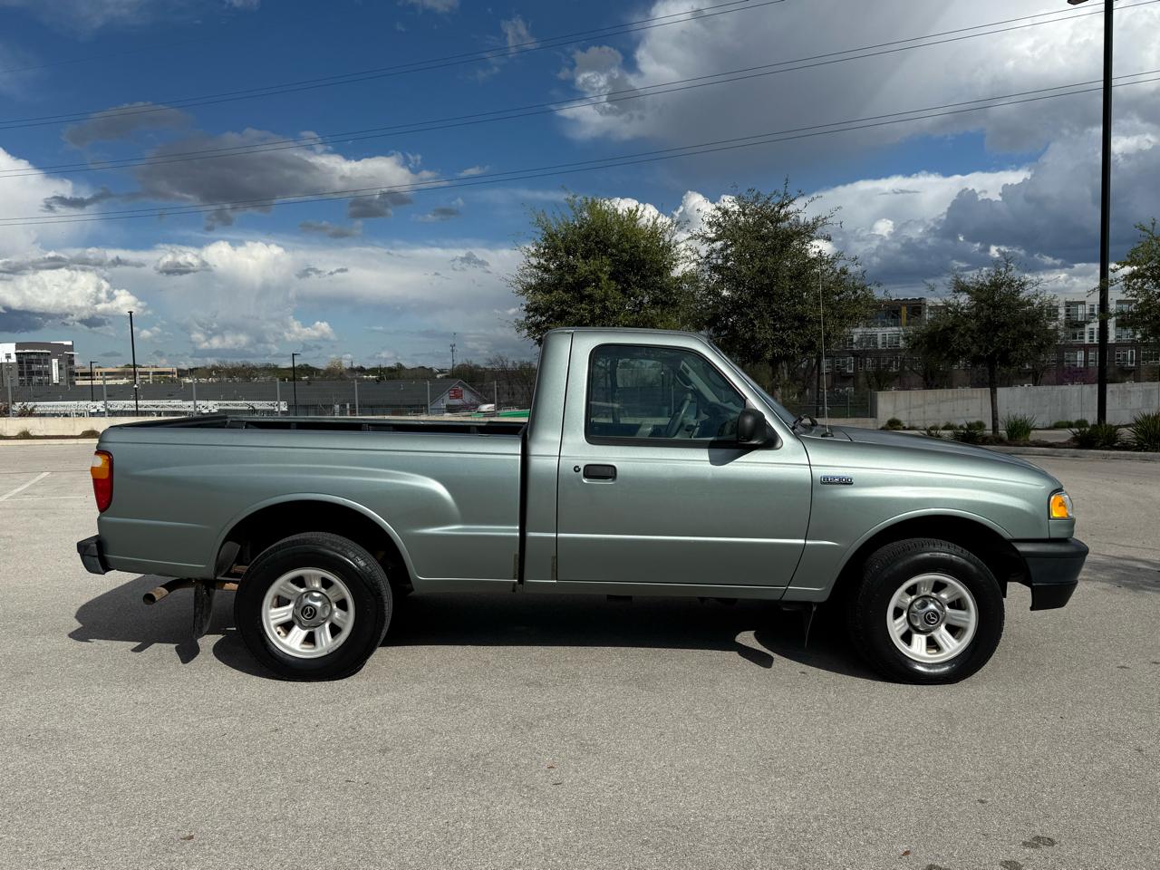 Mazda Truck B2300 2WD 2003