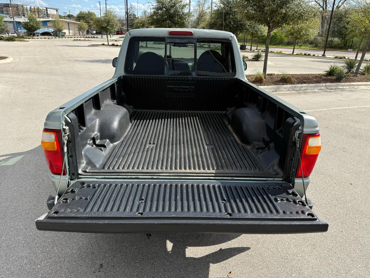 Mazda Truck B2300 2WD 2003