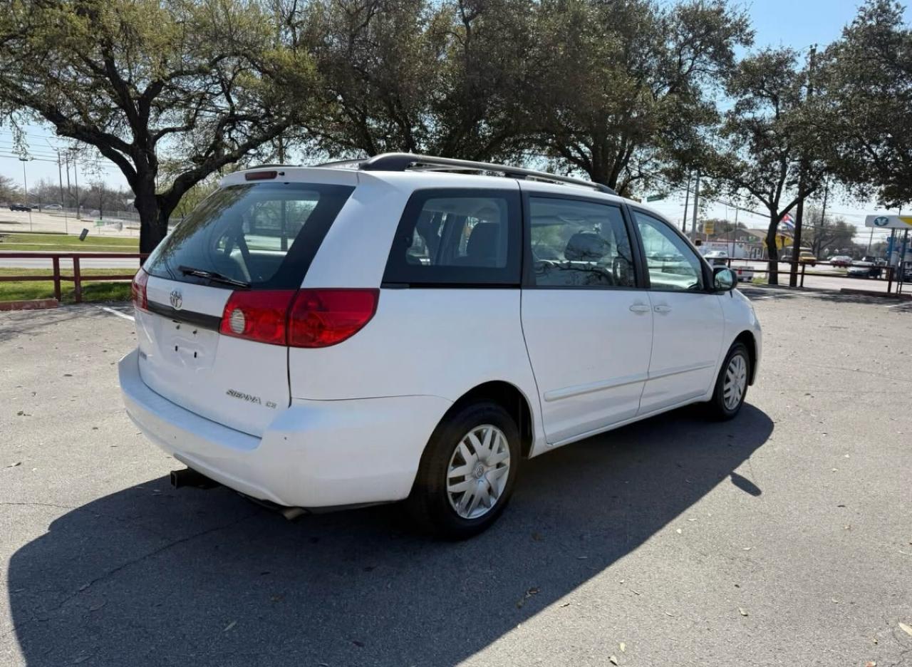 Toyota Sienna CE FWD 7-Passenger 2007