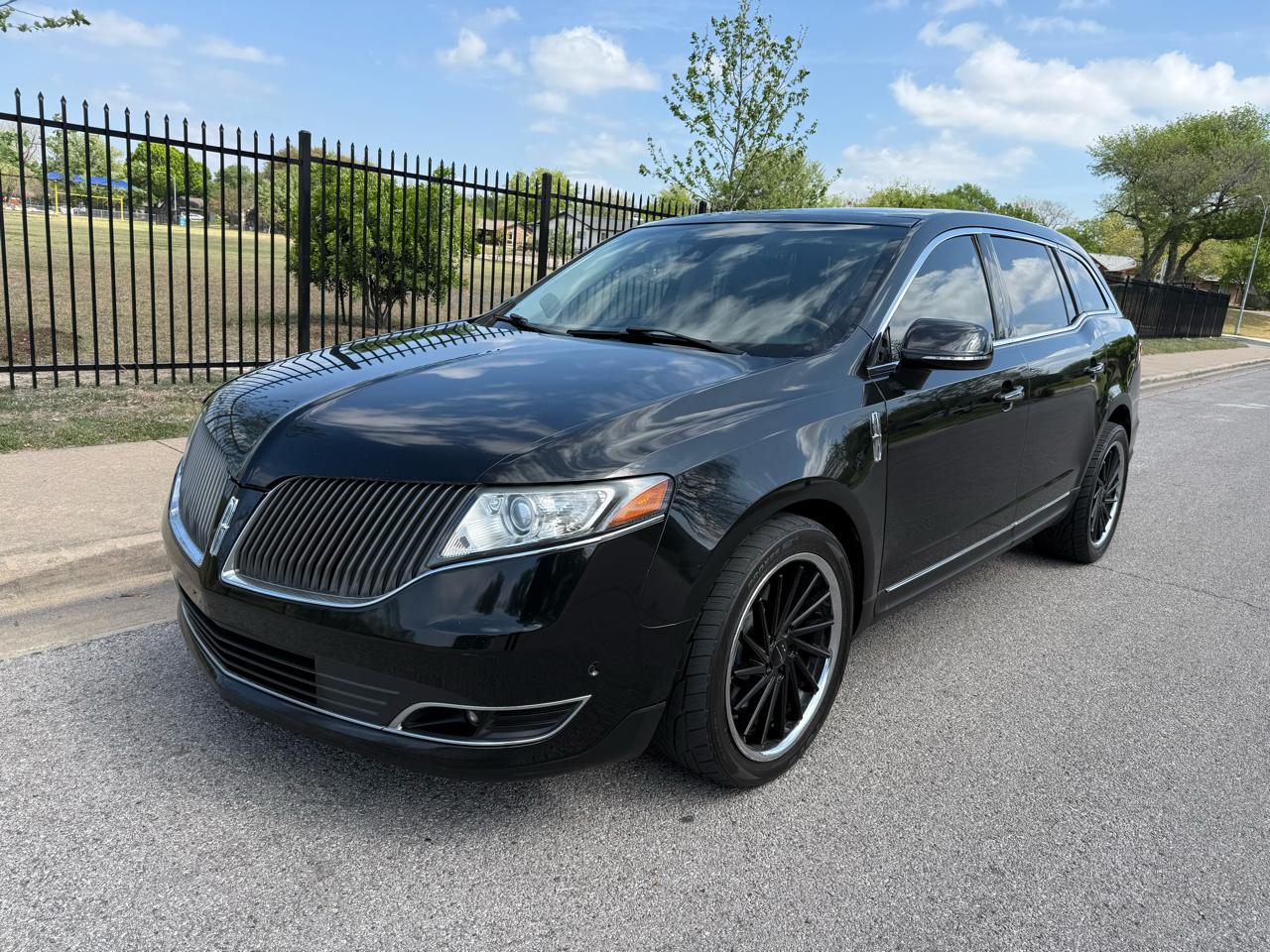 2015 Lincoln MKT 3.5L with EcoBoost AWD