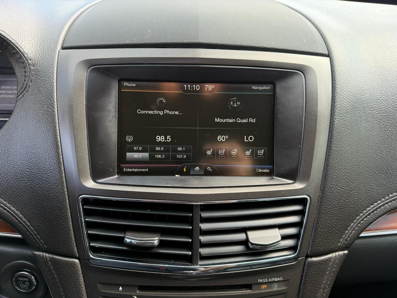 Lincoln MKT 3.5L with EcoBoost AWD 2015