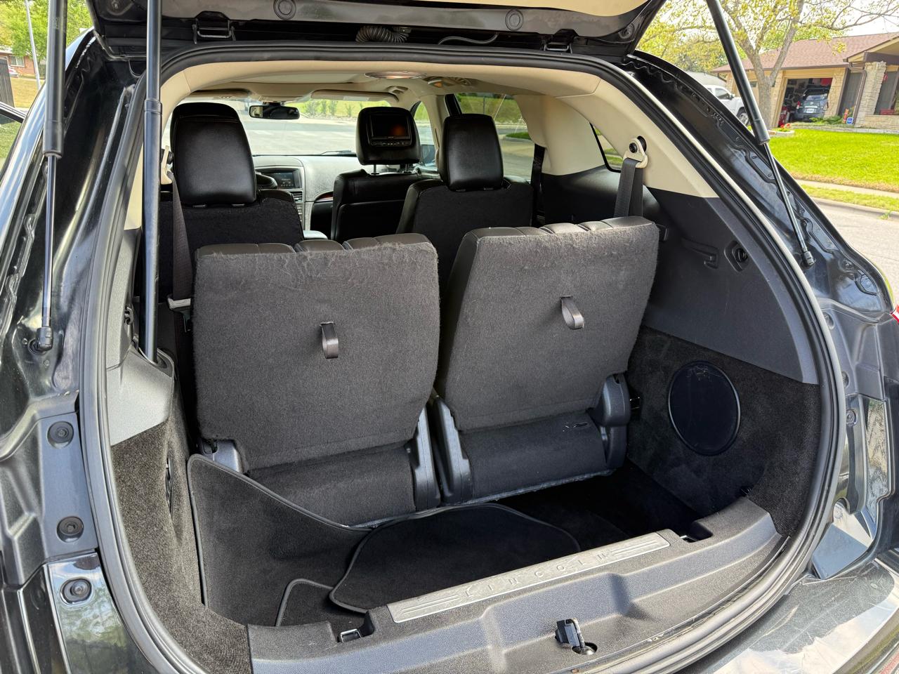 Lincoln MKT 3.5L with EcoBoost AWD 2015